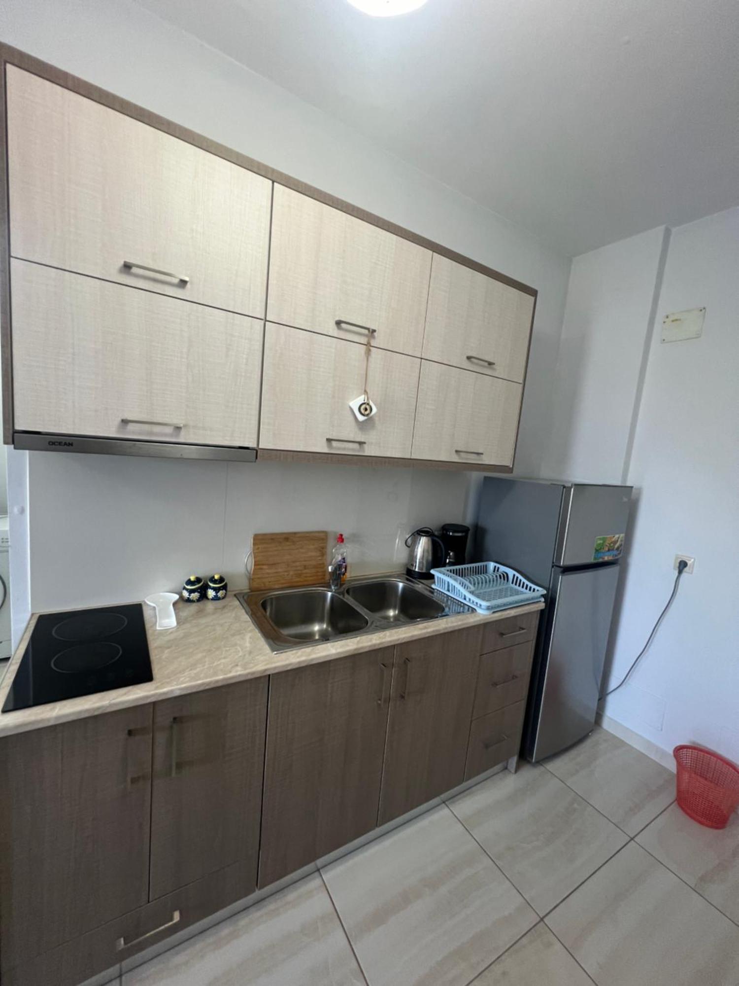 Apartments Eri Saranda Extérieur photo